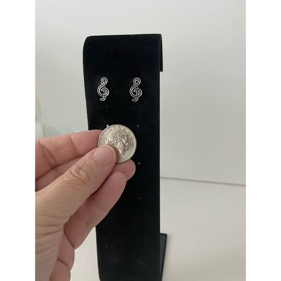 Music note earrings - Picture 5 of 5